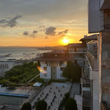 Dolce Premium Panorama Sea View Apartment
