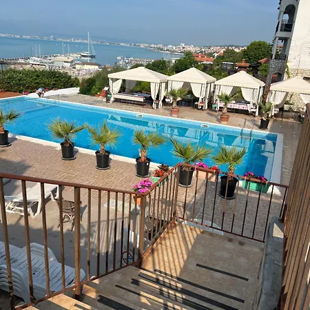 Dolce Premium Panorama Sea View Apartament *