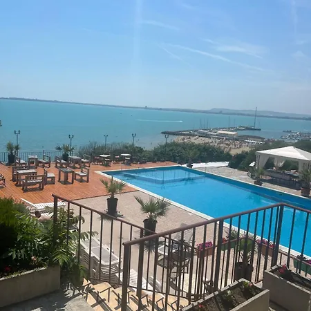 Apartament Dolce Premium Panorama Sea View *